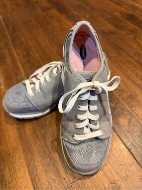 Dr Scholl's Memory Foam Gray Lace Up Sneakers Women Size 7 Comfort Casual
